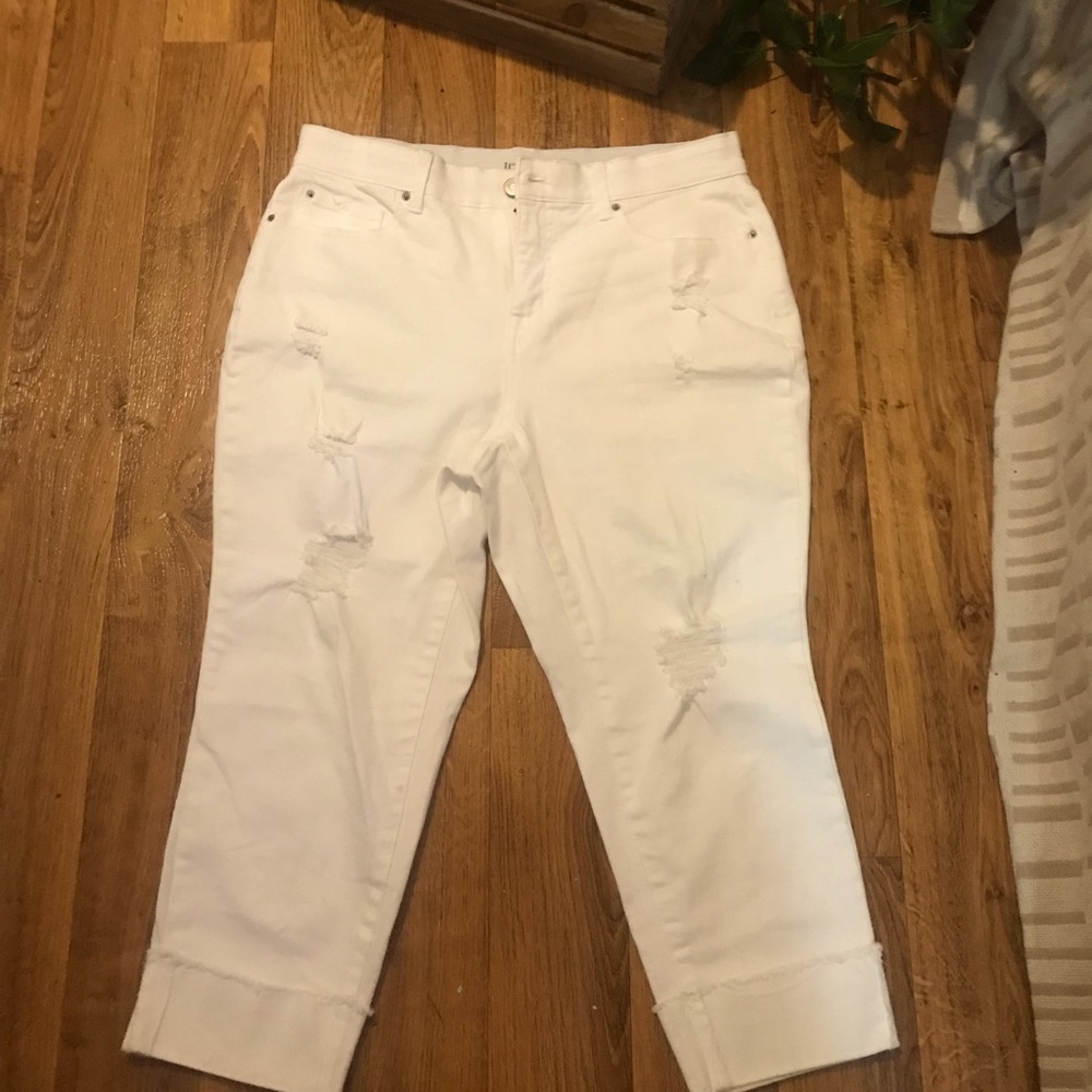 White Capris terra&sky size 14 W